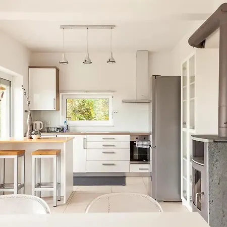Holiday home Hillhouse *
