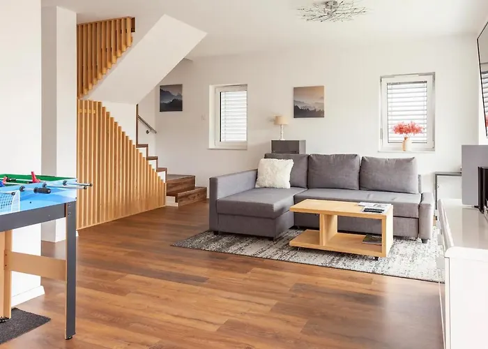 Hillhouse Novo Mesto