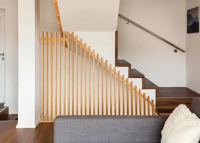 Hillhouse 노보메스토